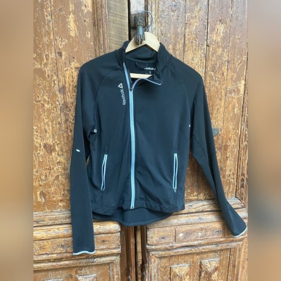 💕5 for $25 💕Reebok Active Jacket - Picture 4 of 4